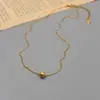 Colar minimalista com um estilo cool e discreto, pingente simples, contas de aço titânio de nicho, gargantilha de corrente única para clavícula