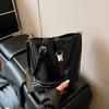 Bolso Cubo Casual Retro de Primavera para Mujer, Bolso de Hombro de Moda con Letras, Bolso de Axila con Hebilla Magnética