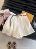 Calça-saia plissada de cintura alta, calça de algodão e linho bordada estilo coreano casual em linha A, novos shorts versáteis de verão 2026 A12917