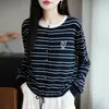 Cardigã de Malha Bordado Listrado Estilo Francês para Mulheres 2026 Nova Moda Elegante Quente Suéter Básico Blusa com Cordão