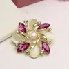 Broche de Pérola Genuína de Água Doce, Estiloso e Elegante, Atacado com Caixa, Múltiplos Estilos para Escolher, Acessório de Presente Fofo e Sofisticado