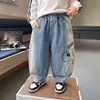 Roupas de Primavera e Outono para Meninos Jeans Denim Estilo Coreano Calças Casuais Largas Bonitas para Crianças Calças Estilosas de Desenho Animado para Bebê