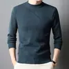 Suéter Casual Masculino de Gola Redonda com Forro de Lã Espesso e Quente Outono/Inverno 2024 Tricô Masculino para Meia-Idade Roupa Masculina para Meia-Idade