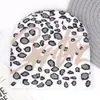 Gorro Estilo Callejero Europeo y Americano Personalidad Otoño e Invierno Gorro de Punto Tejido para Hombres y Parejas Estampado de Leopardo Jacquard Hip-Hop Nuevo Gorro de Punto Cálido