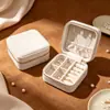 Caja de joyería portátil directa de fábrica con espejo, caja de joyería de lujo de alta gama, caja de almacenamiento de pulsera de cristal, collar, pendientes al por mayor