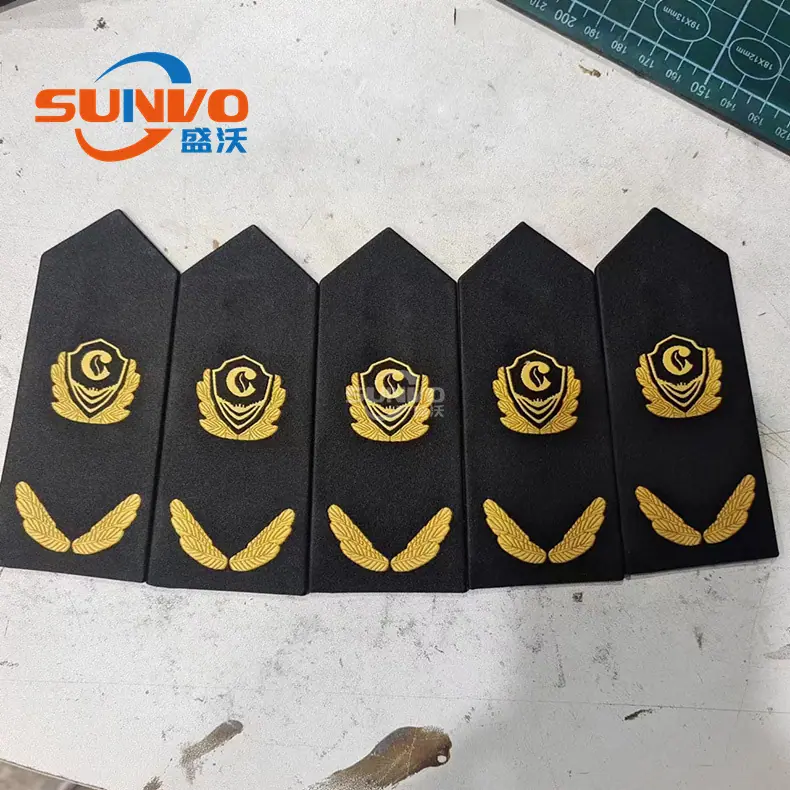 肩章效果图2.jpg