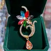 Broche floral de cristal requintado estilo japonês e coreano, moderno para ternos e vestidos, flor de lapela, acessório de zircônia cúbica para mulheres