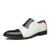 Zapatos de vestir para hombre tipo brogue de gran tamaño transfronterizos, con bloques de color, puntera fina única, zapatos de cuero de comercio exterior para estilistas, zapatos de boda para novio de hombre