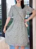 Vestido de lunares de longitud media diseñado para mujer, nuevo estilo de verano 2026, estilo suave, adelgazante, rejuvenecedor, vestido de alta gama