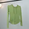 Moda y con estilo, este suéter con capucha de punto fino, ajustado, ceñido al cuerpo y con cintura elástica es perfecto para la primavera.. Es un estilo europeo y americano que acentúa tu figura