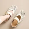 Mules Fechadas com Solado Grosso Slip-On para Mulheres, Uso Externo, Novo Estilo Primavera/Verão 2026, Alargador de Altura para Mulheres Baixas, Design Respirável Trançado Vazado