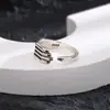 Anillo Declaración para Mujeres, Estilo Retro Único y Exagerado, Anillo de Dedo del Pie para Hombres, Anillo de Palma Estilo Punk Oscuro, Nuevo Modelo 2026