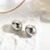 Simples Elegante Luz Luxo Gloss Oco Amor Ear Stud para Mulheres Primavera e Verão Geométrica High-end Oco Bean Ear Stud Brincos