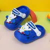 Tamancos de Verão Novo Estilo para Meninos, Sandálias Fechadas Antiderrapantes Infantis, Sapatos Respiráveis Macios com Solado Macio para Bebê, Uso Duplo em Casa e ao Ar Livre