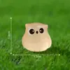 Nuevo producto transfronterizo: adorables figuras de gatito búho que brillan en la oscuridad, adornos decorativos DIY, accesorios colgantes y decoraciones de paisaje en miniatura