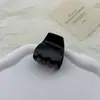 Pinza Elegante Negra de Tiburón de Tamaño Mediano Estilo Francés Vintage para Mujer, Adecuada para Peinados Recogidos y Coletas Altas, Venta al por Mayor