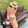 Vestido retro francês novo de verão 2023 elegante com gola quadrada de comprimento médio cintura apertada manga curta vestido xadrez feminino