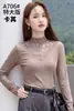 Camiseta Base de Encaje Dorada Jiaxuan 706, Nueva Versión Oversize, Top de una Pieza, Estilo Delgado para Primavera y Otoño, Adecuado para Usar en Capas o Solo, Talla Grande