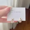 Nuevos Pendientes de Mariposa Únicos Dulces de Circonita para Mujer Moda para Viajar Alto Temperamento Adornos para Orejas Regalo Venta al por Mayor