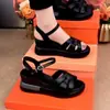 Sandálias Rasteirinhas de Moda Casual para Mulheres 2026 Novo Estilo Plataforma Sola Grossa Sapatos Romanos Leves Sola Macia Sandálias de Verão Femininas