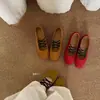 Zapatos Mary Jane con tira cruzada resistentes al desgaste y amigables con la piel para mujer, Colección Primavera y Otoño 2026, Zapatos planos súper suaves de un solo color, Mocasines de ballet de boca poco profunda con suela blanda
