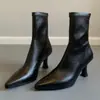 Primer Encuentro Ji White Botines Cortos para Mujer 2026 Nuevo Otoño Invierno Tacón de Gato Estilo Francés Temperamento Tacón de Aguja Punta Fina Tacones Altos Elásticos