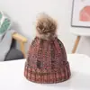 Novo chapéu de lã com pompom de pelo de guaxinim de cores mistas para moda feminina outono e inverno, chapéu de tricô quente, chapéu simples estilo coreano em formato de cúpula