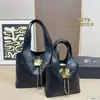 Fornecimento direto transfronteiriço de Guangzhou de bolsas de ombro totalmente em aço, bolsas clássicas, bolsas CF, bolsas de bola dourada, bolsas transversais, bolsas de caixa, bolsas hobo, bolsas tote
