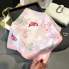 Pañuelo de seda con estampado de flores Danza de Mariposas Bufanda Cuadrada Chal Versátil de Alta Gama Protección Solar Pañuelo para el Cuello Pañuelo Cuadrado Pequeño Pañuelo para la Cabeza Bufanda para Mujer
