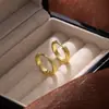 Moda Coreana Estilo Nicho Sencillos Pendientes Brillantes con Patrón Ojo de Gato, Pendientes de Aro Lisos Retro de Alta Gama Versátiles Chapados en Oro Personalizados