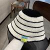 Sombrero de Pescador de Punto a Rayas con Bloques de Color de Otoño e Invierno Nuevo para Mujer, Sombrero de Pescador Casual Estilo Japonés y Coreano, Sombrero de Lana, Sombrero de Pescador Adelgazante