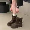 Botines de mujer estilo británico retro, nueva colección otoño 2026, versátiles, adelgazantes, de suela gruesa, caña corta, detalle de hebilla y pantalones bootcut