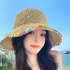 Chapéu de Pescador com Proteção Solar Ins, Chapéu de Palha Dobrável Fresco e Simples de Verão para Mulheres, Design Floral, Adequado para Passeios e Férias, Chapéu de Sol, Estilo Hyuna