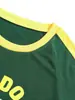 Nueva Camiseta Casual de Manga Corta con Bloques de Color Estampada Raglán para Mujer, Cuello Redondo con Letras de Fútbol, Ajuste Ceñido, Corta