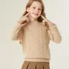Suéter de cachemira de color sólido nuevo de otoño e invierno, suéter de cuello redondo de moda para niños y niñas, suéter de base de punto grueso