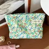 Bolsa de almacenamiento de maquillaje de pana floral dulce, bolso de mano de tela estilo vintage, neceser portátil de gran capacidad
