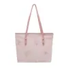 Bolsa Tote de Mão Estilo Doce Atacado Bolsa Feminina Outono 2025 Nova Bolsa de Ombro Bordada Borboleta Grande Capacidade Bolsa de Braço