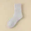 Calcetines Zhuji para Niñas en Otoño e Invierno Calcetines Gruesos con Felpa Adicional para Mujer Calcetines Cálidos de Media Pantorrilla Invierno Sencillos de Color Puro Calcetines para Mujer