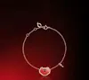 Pulseira de Cabacinha Banhada a Ouro de Alto Padrão para Mulheres, Estilo Chinês, Luxo Leve, Fecho Ruyi, Vermelho de Ano Novo, Pulseira da Moda e Sofisticada