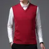 Colete de Lã Masculino Primavera e Outono Slim Sem Mangas Camisa Esportiva Ombro Largo Base Camisa Sem Mangas Gola V Cor Sólida
