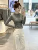 Camiseta gris de manga larga con media cremallera estilo coreano para mujer, sudadera con capucha ajustada Otoño 2026, prenda base 14308
