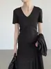 Conjunto de Dos Piezas Taochuan Minimalista Adelgazante Camisa de Punto de Manga Corta con Cuello en V + Chal Bufanda Triangular Top Elegante YL101