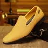 Cross2025 Verano Zapatos Casuales de Cuero con Punta para Hombre Estilo Coreano Zapatos de Moda para Hombre Slip-on Versátiles Zapatos para Conducir Hombre Transparente