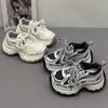 Zapatos de papá para mujer, nueva colección otoño 2026, retro y modernos, ligeros, de suela gruesa, que aumentan la altura, estilo urbano, diseño de nicho, zapatos casuales inspirados en el durián