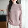 Novo suéter de malha com gola alta meia-calça vazada de crochê transfronteiriça, top base para outono e inverno, suéter de camada interna pullover para mulheres