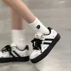 Zapatillas de moda estilo coreano, dulce y genial diseño de estrella, nueva colección otoño 2026, suela gruesa, versátiles, perfectas para la escuela y estudiantes, zapatillas de lona de nicho para mujer