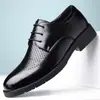 2026 Verano Hueco Transpirable Formal de Negocios Casual Zapatos de Cuero para Hombre Casual Versátil para Hombre Zapatos de Cuero con Agujeros Perforados