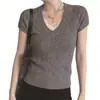 Camiseta de Tricô Manga Curta Cor Sólida com Renda e Decote V Estilo Francês para Mulheres, Design de Verão, Nicho Slim-Fit, Valoriza a Silhueta, Top com Ombro Normal