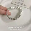 Pulseira de Strass Imitação de Pérola Cheia de Flores, Estilo Levemente Luxuoso, Pulseira de Strass Brilhante com Cinco Flores, Design Simples de Nicho, Joia com Sensação de Alto Padrão