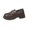 Mocasines populares para mujer 2026 otoño nuevo suela gruesa que aumenta la altura estilo británico slip-on zapatos de cuero zapatos simples JK